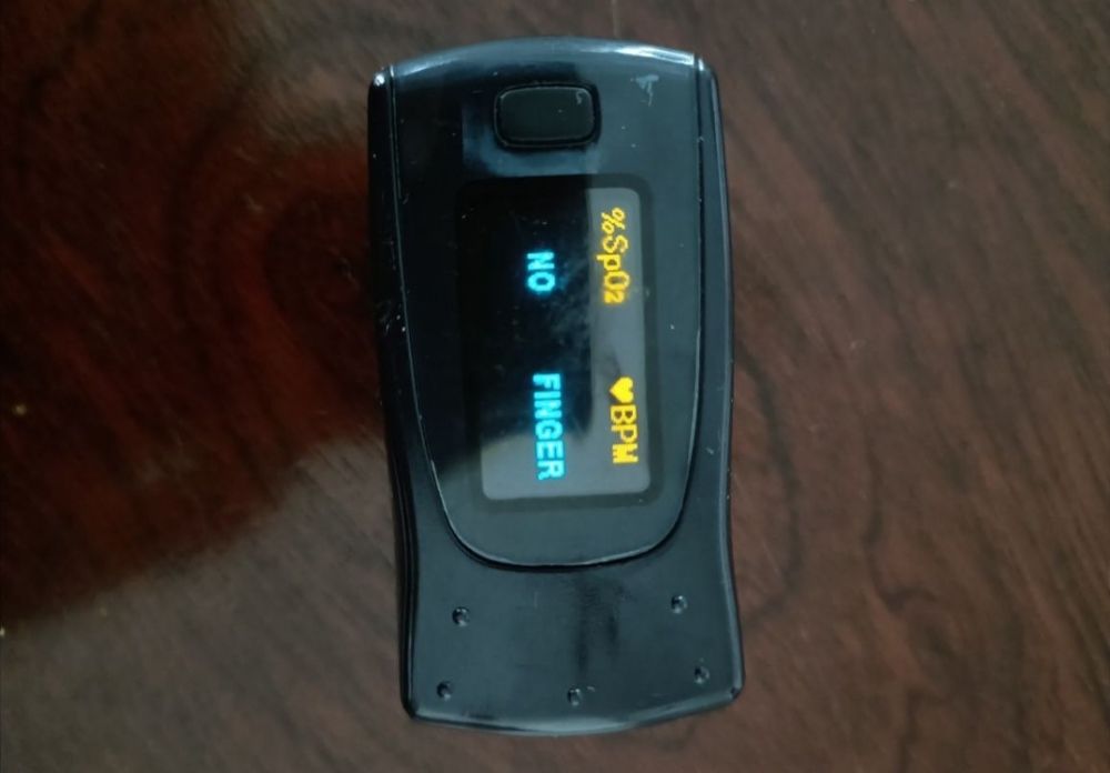 Oxímetro, medidor de oxigénio e batimentos