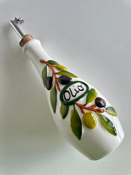 Butelka na oliwę w gałązki