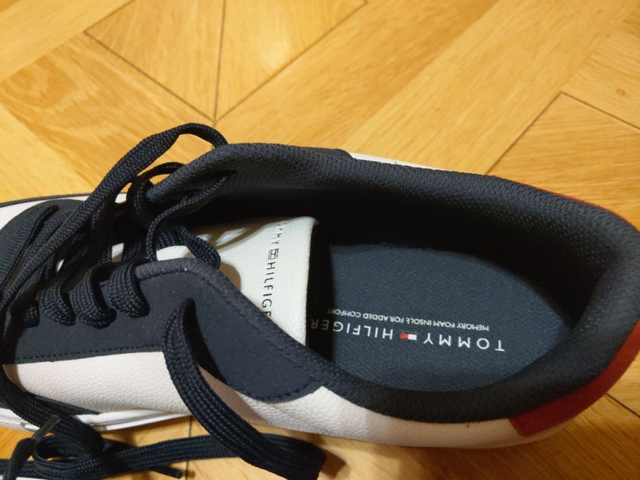 Мокасины  кроссовки Tommy Hilfiger р.43