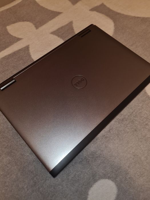 Dell vostro 3750 17,3" stan idealny