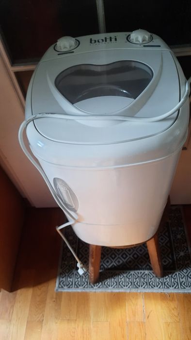 Mała pralka do kampera Botti