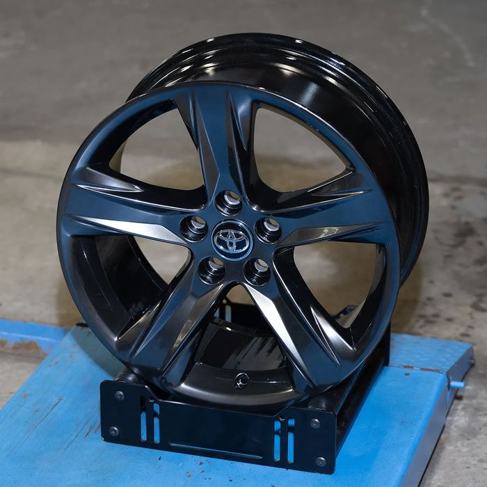 NOWE ORYGINALNE Felgi 18" Toyota Corolla Highlander RAV4