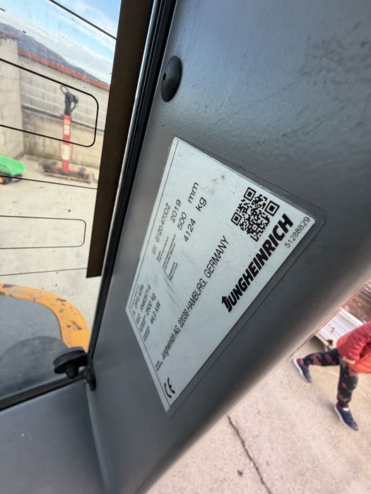 Empilhador Jungheinrich 4 funçoes