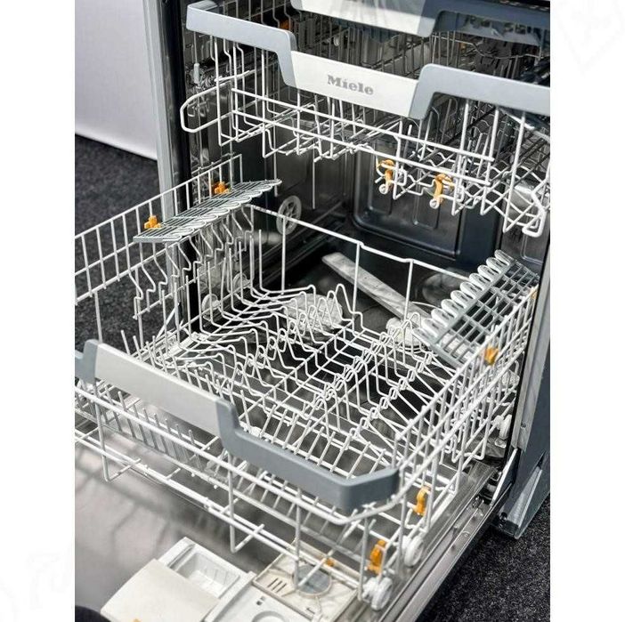 Професійна посудомийна машина Miele PFD 101 i 380 Вт посудомоечная