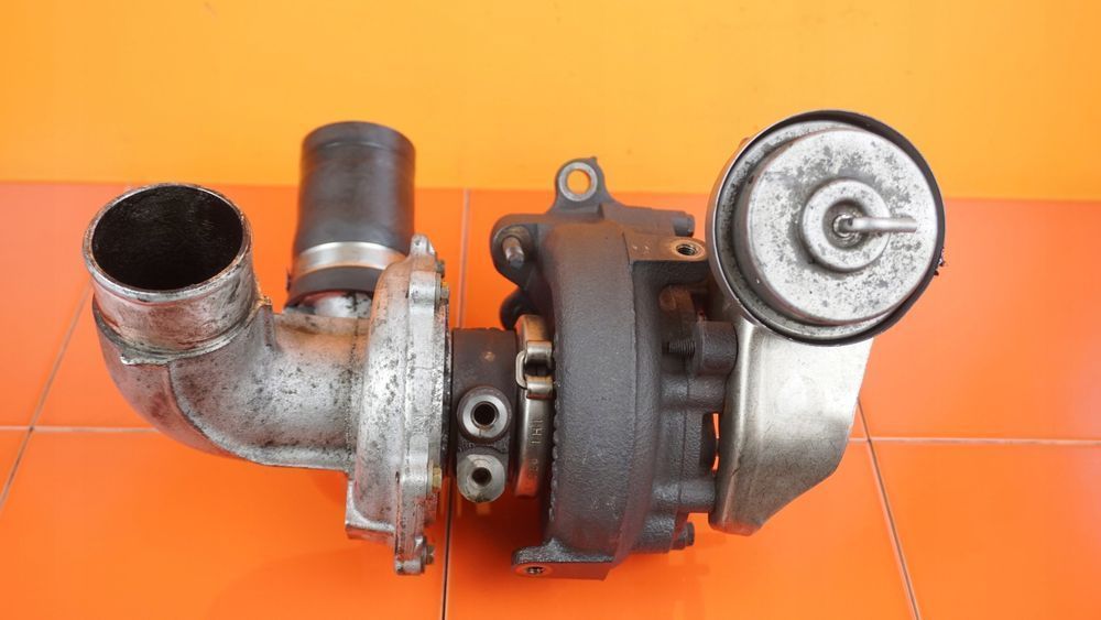 RAV-4 2.2 D-CAT 11r 150KM 2AD-FHV turbina turbosprezarka 17201-26070