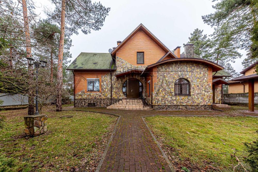 Оренда будинку 476 м² з басейном у сосновому лісі, Козин