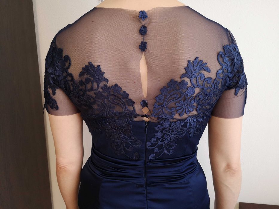 Okazja! sukienka piękna na każdą okoliczność.