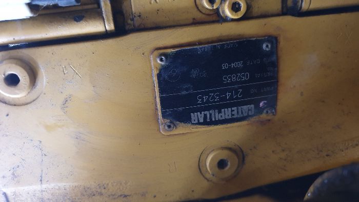 spycharka cat d4g xl pompa hydrauliczna nr 214 . 3243 hydromatik spych