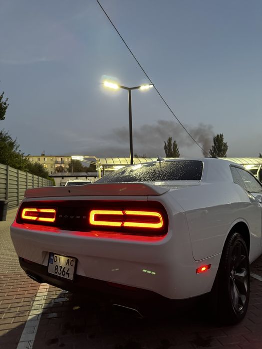 Продам Dodge Challenger