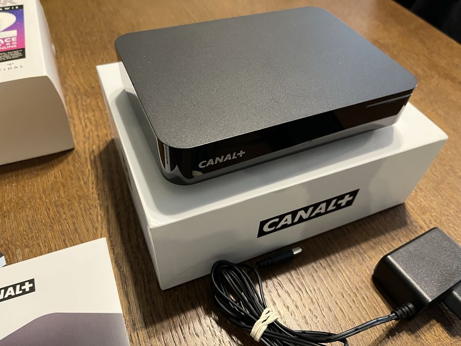Canal+ Box dekoder Android 10 DVBT2