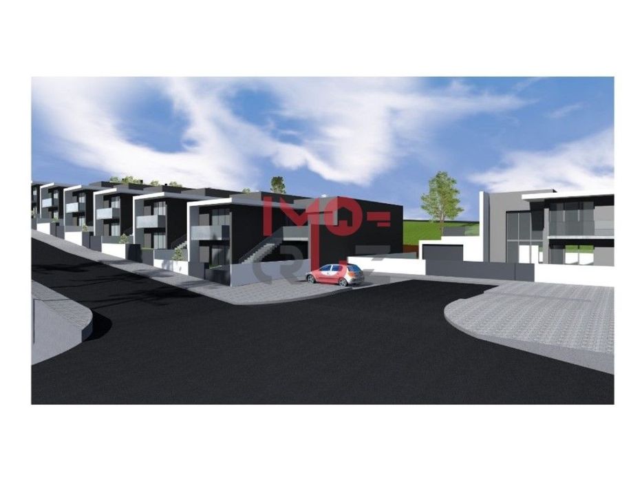 Lote com Projeto Aprovado para Moradia T4 em Torres Vedras Pronto a...