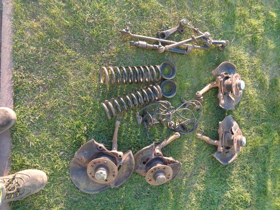 Мерседес W124 підвіска Mercedes W124 ходова розборка W124 шрот ходова