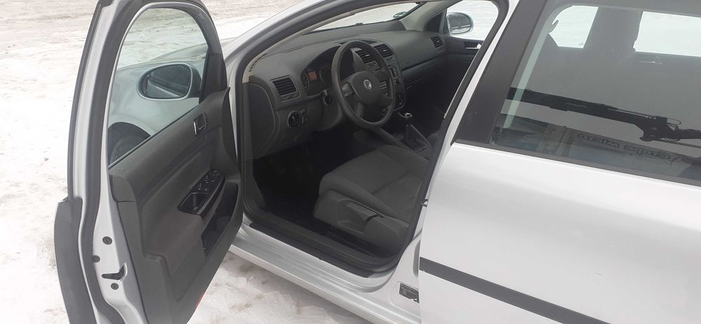 Продам Volkswagen Golf 5  mpi газ-бензин