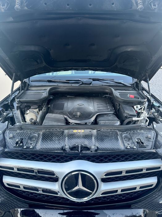 Mercedes Benz GLS