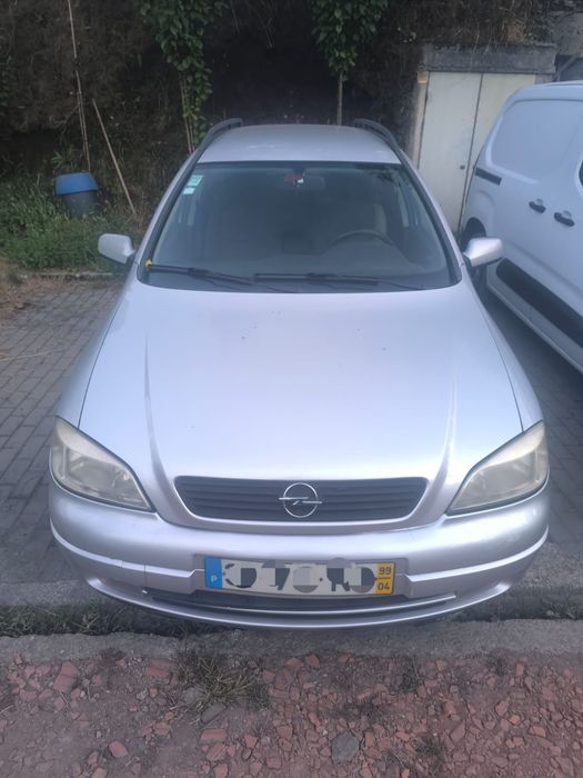 Vendo ou troco por outro carro a funcionar