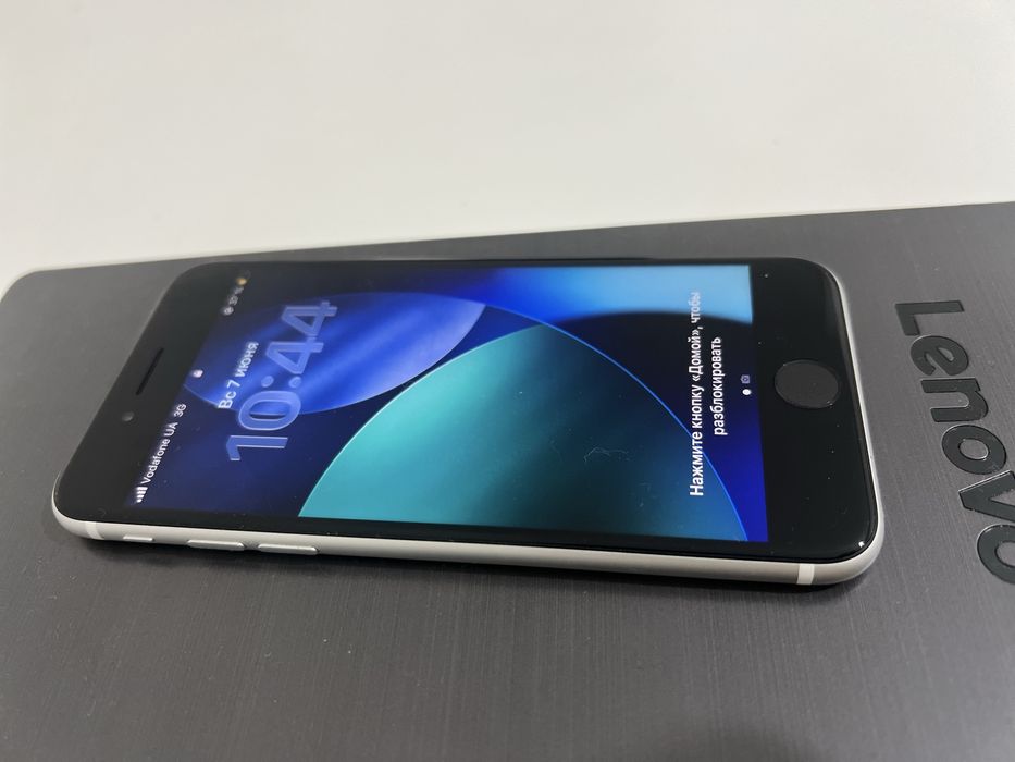 Iphone se 2020 64 gb white