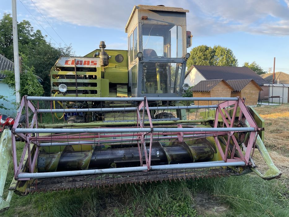 Claas consul.