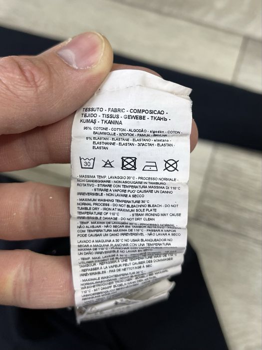 Emporio Armani кофта лонгслив M размер черная