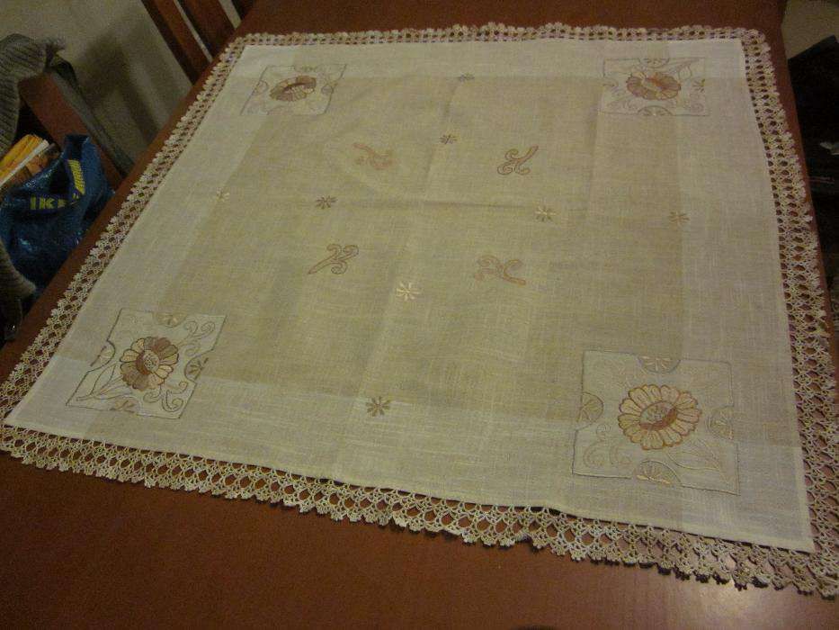 Toalha mesa, com renda artesanal