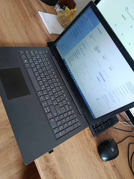 Ноутбук Lenovo V130-15IKB/i5-7200U/8Gb DDR4/256M2/15.6"/ліцензія Win10