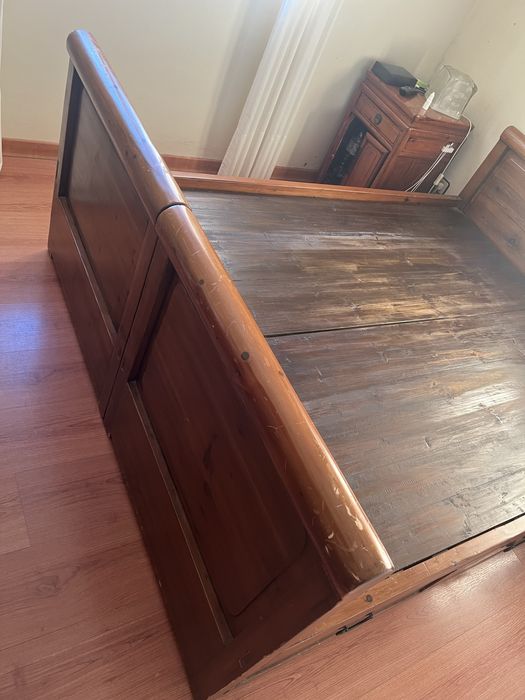 Cama Oriental - Madeira Maciça Natural