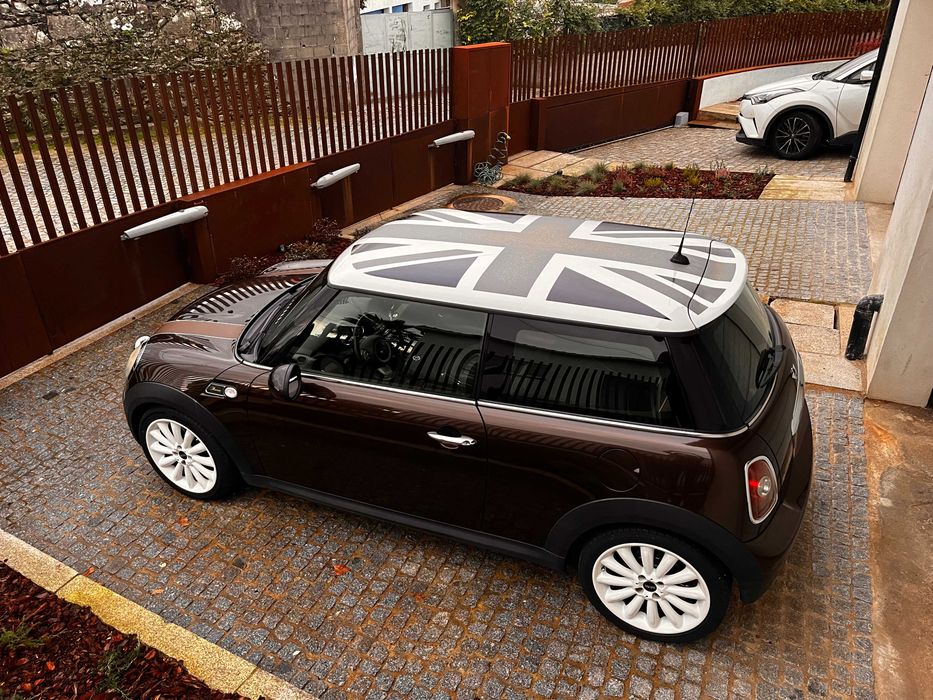 Mini Cooper Mayfair 50 anos
