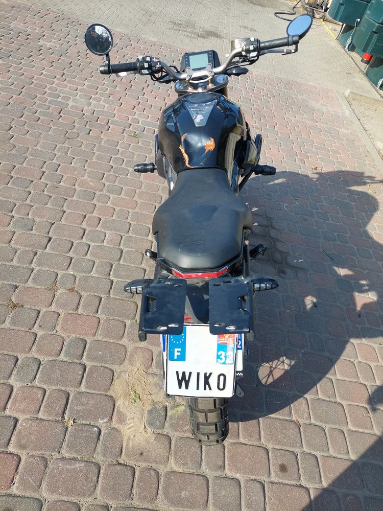 alt