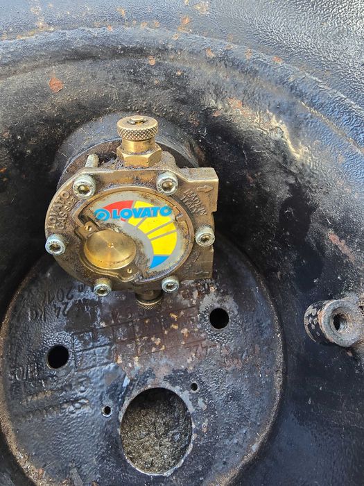 баллон газовый-бублик,под запаску 42л. не просроченный