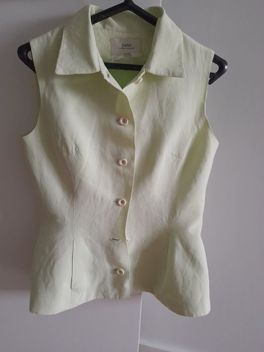 Conjunto saía e top verde claro