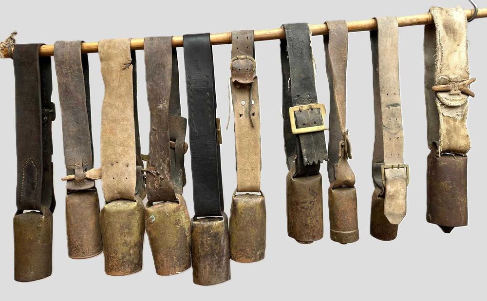 10 chocalhos antigos com coleira optimo som