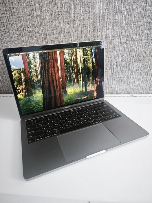 Macbook Pro 2019 i5/8/512 Gb Новий акум