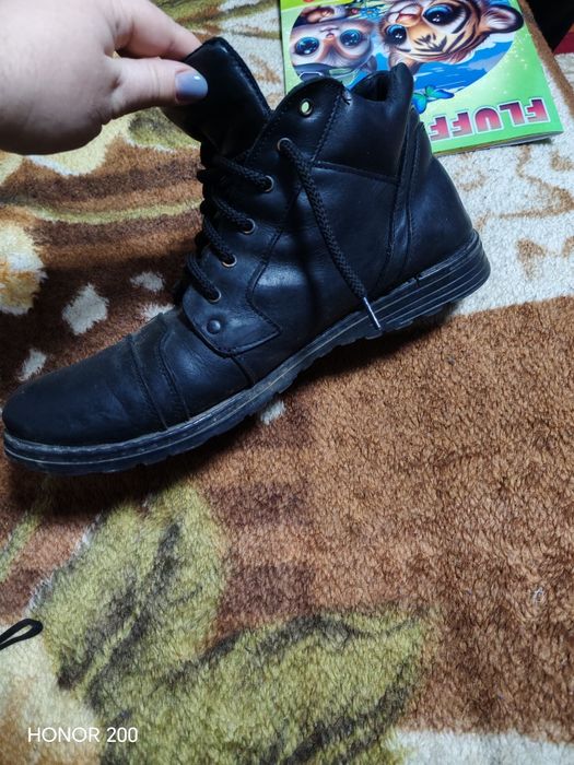 Зимові чоловічі черевики-кросівки