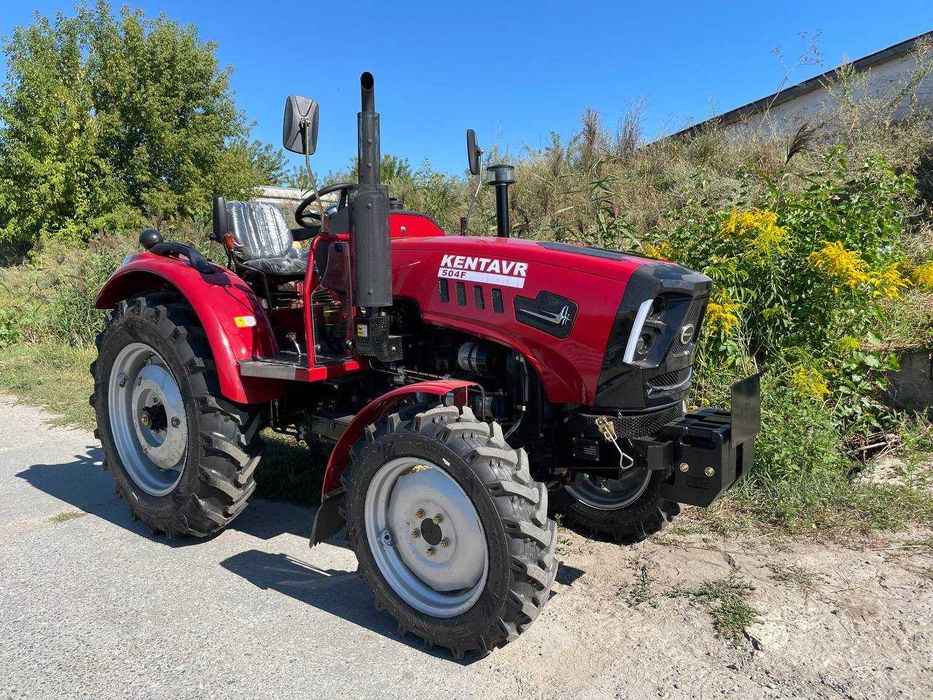 Трактор Кентавр 504 F 50 к.с., дизель, повний привід, червоний