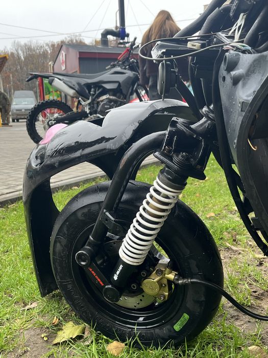 ПРОДАЖА Piaggio zip ( ne slayder, ne spay, ne bws)