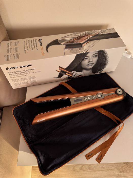Випрямляч для волосся Dyson Corrale HS07