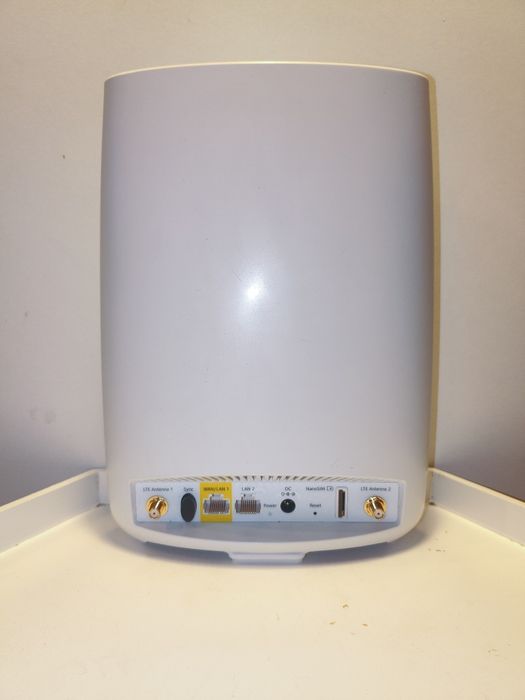 Router na kartę SIM Netgear Orbi LBR20