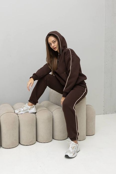 Костюм шоколадний від Elken brand