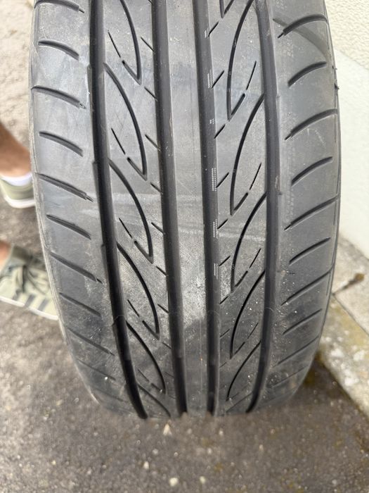 Jantes 19 com pneus  para Golf 7 GTI