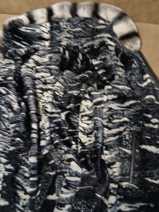 Жіноча шкіряна куртка з натуральним хутром