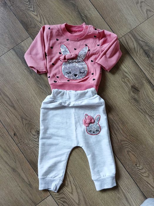 dres niemowlęcy dziewczęcy r.68