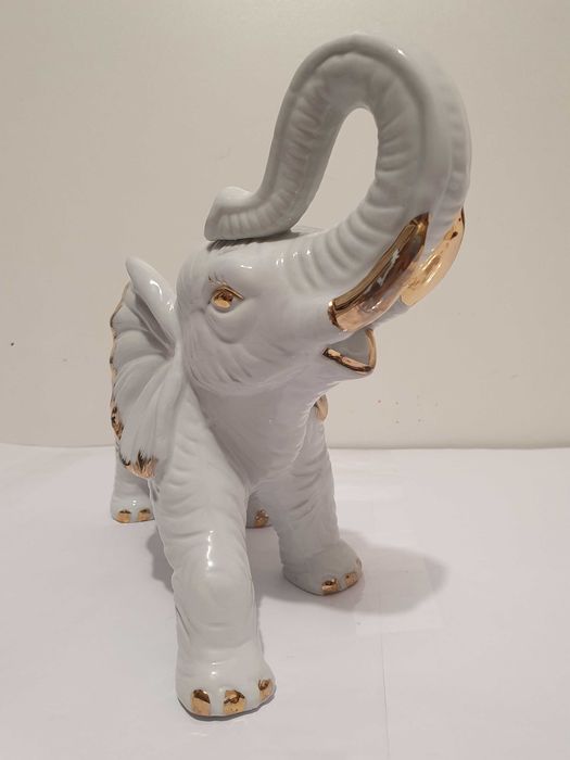 Duża ladna figurka słoń porcelana biały 22.5x 26x 11cm