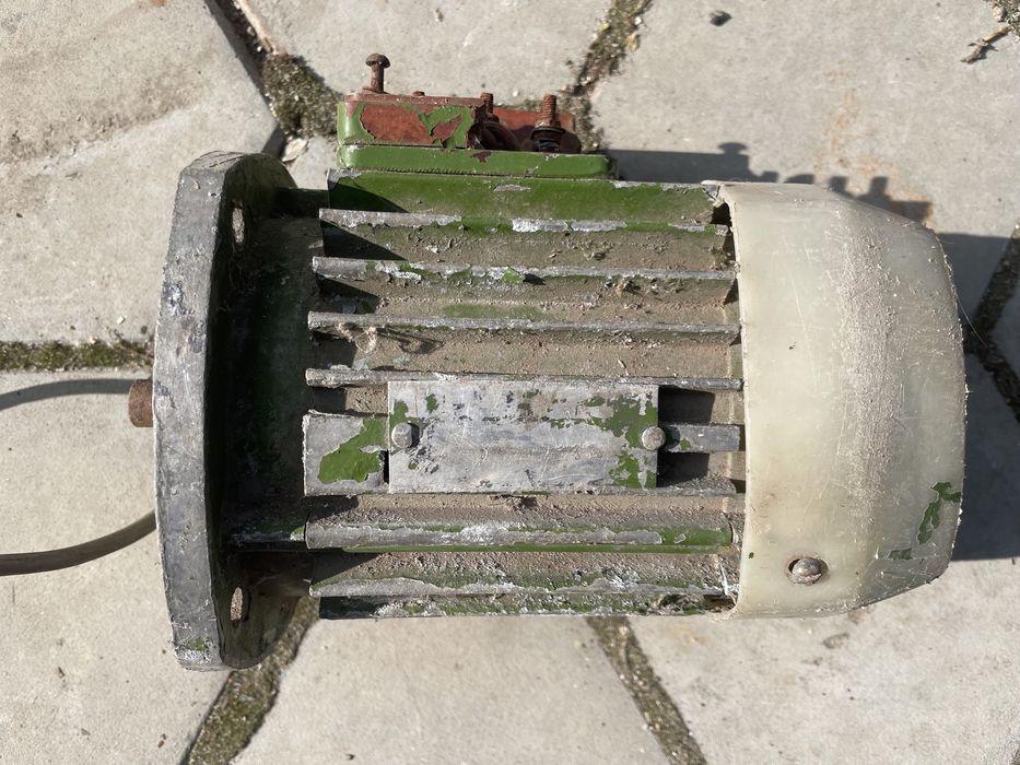 Электродвигатель, электромотор 220В