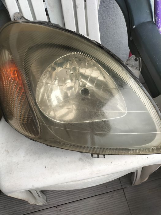 Óticas Toyota Yaris