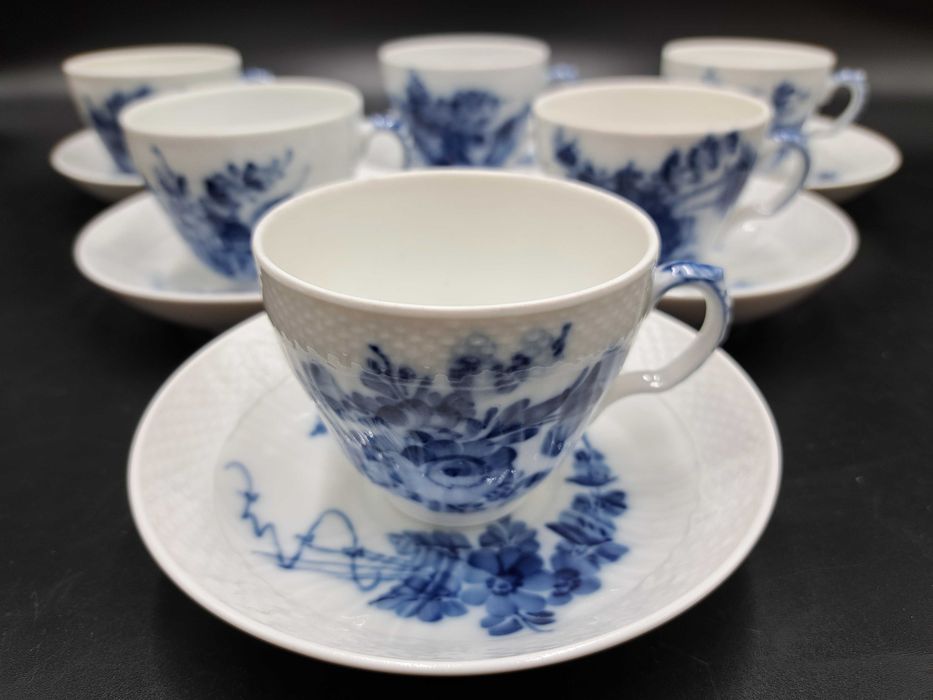 Serwis Royal Copenhagen Blue Flower Braided, reliefy, Bla Blomst Flettet