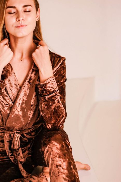 Оксамитовий  жіночий комплект