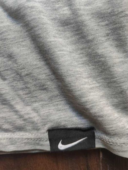 Nike Kyrie Irving NBA T-shirt XL Rare Vintage