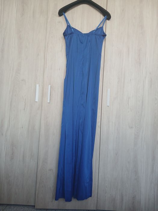 Vestido de mulher (ler anuncio)