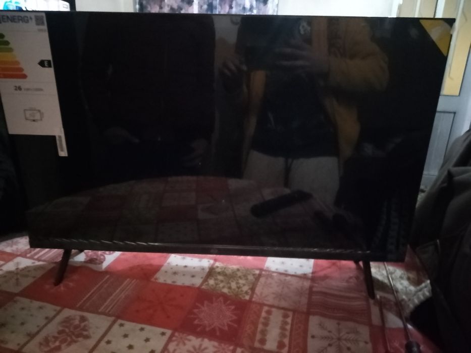 Televisão nova com caixa