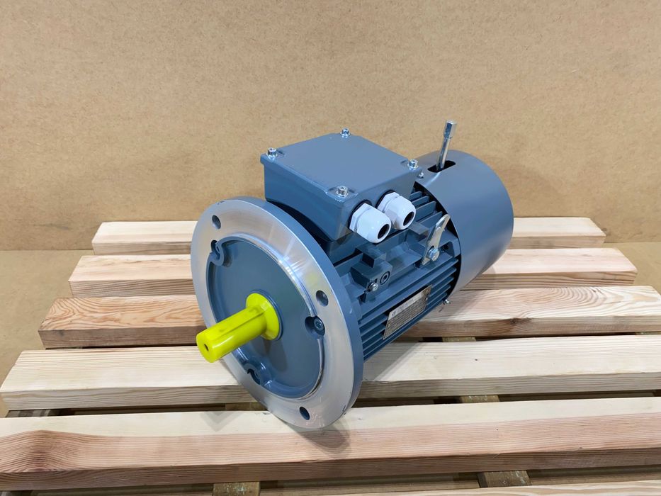 silnik elektryczny 2,2kW 1420obr. 3fazowy HAMULEC 100B5
