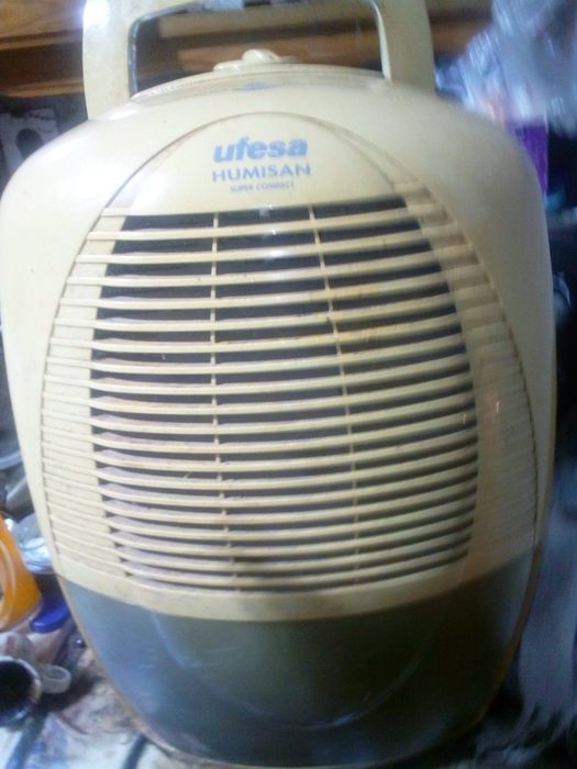 Desumidificador eléctrico  moderno marca ufesa 30€